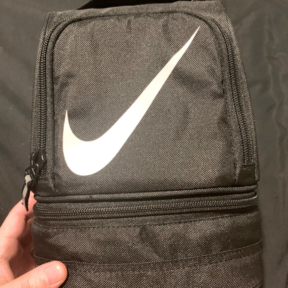 Nike Air Insulated Fuel Pack Lunch Bag Black